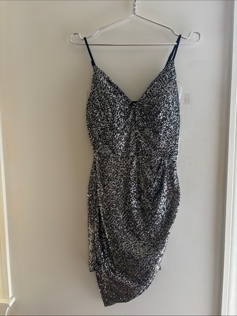 Sequin V-Neck Black Cocktail Dress